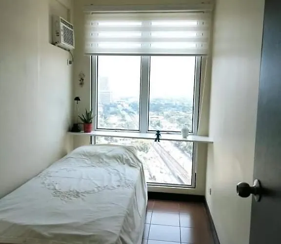 Bed & Breakfast San Lorenzo Place T2 Condominium